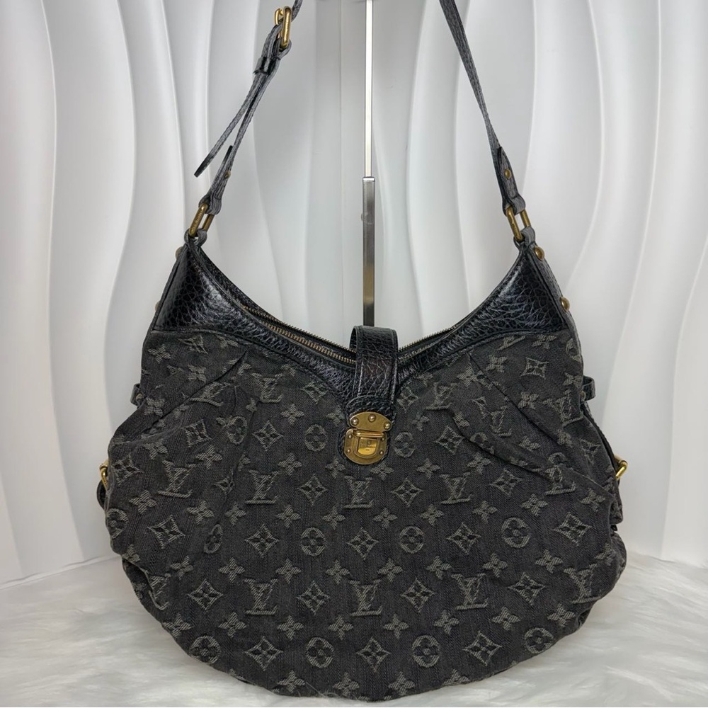 LOUIS VUITTON Monogram Denim Slightly Hobo Shoulder Bag Carbon Grey